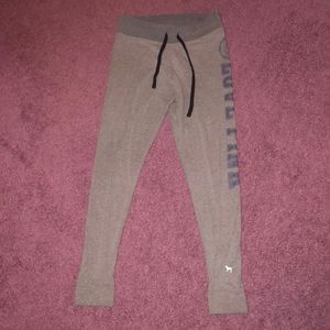 VS PINK YOGA LEGGINGS